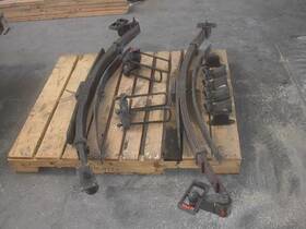518-00425 Used 02 Ram 3500 Pair Rear Leaf Springs 3 Inch Plus Hlpr 95-02 Shipped