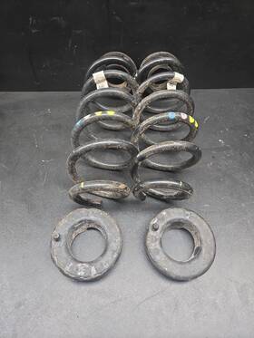 50559424 Alfa Romeo 2017-2021 Giulia Awd Rear Left And Right Suspension Coil Spring Set Oem