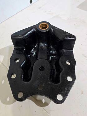 M1220 Automann Rear Of Front Leaf Spring Hanger For Ford L-series