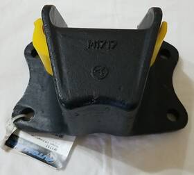 M1717 Automann Leaf Spring Hanger Rear Of Lh Freightliner