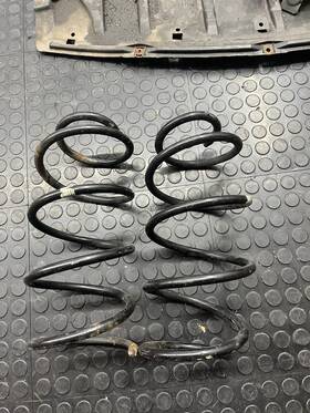 31336769916 Bmw 06-13 E90 E92 3-series Xdrive Factory Front Coil Spring Pair Left Right Oem