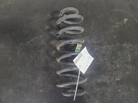 58242 Cadillac Used Rear Coil Spring Fits 2007 Escalade Grade A