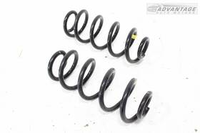 3301803030 Chevrolet 2018-2023 Chevy Equinox Fwd 1.5 Rear Suspension Left And Right Coil Spring Set Oem