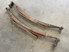518-00327 Dodge Truck Used Pair Rear Leaf Springs 91 D350 Cab/chassis Shipped 7 81-93 30193