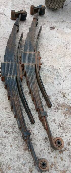 52121552ad Dodge Truck 2011 Ram 3500 Dually Oem Mopar Leaf Springs