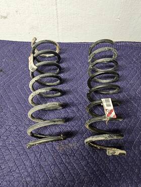 Bv61-5560-nge Fomoco 2013-2018 Ford Focus Se Fwd Rear Left And Right Suspension Coil Spring Set Oem