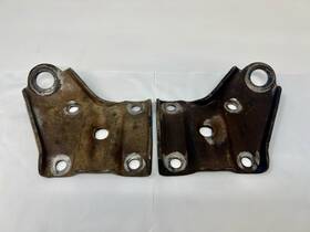 C5dz-5796b Fomoco 64-66 Mustang/comet/falcon V8 Rear End Spring Shock Mount Plates 8 Inch 9 Diff Oem