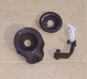 Ford 2wd 4x2 2 68 - 79 F250 F350 Front Axle Coil Spring Upper And Lower Cups Clip Oem