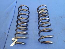 517-00210b Ford 2011-2014 Mustang Gt 5.0l Coupe Pair Rear Springs Coil Oem 2651