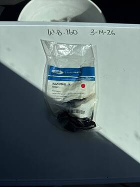 9l3z-5586-b Ford 1 Genuine Oe Insert Nos Oem Sold Individually