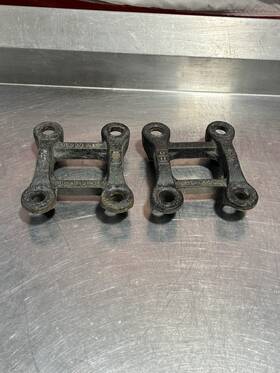 Bc34-6796 Ford 2017-2019 F250 Rear Leaf Springs Shackles Plate Oem