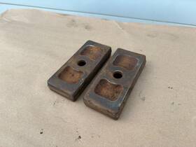 C7ta-5594-a Ford 1967-1976 Truck F250 Highboy Rear Axle Overload Leaf Spring Spacer Block