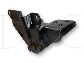 F81a-5340 Ford 99-00 F250 F350 4x4 Rh Right Passenger Front Leaf Spring Hanger Oem