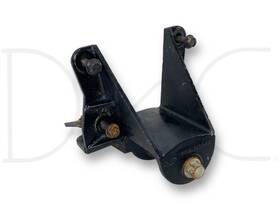 F81a-5785-hb Ford 99-10 F450 F550 Rear Leaf Spring Hanger Bracket Mount