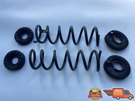 Gj51-5560-ab Ford 2013-2019 Escape Rear Right And Left Side Suspension Coil Spring Oem 13-19