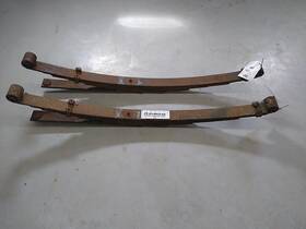 518-00573a Ford Truck Excursion Rear Leaf Spring Set Thru 8/1/01 00 01 2000 2001
