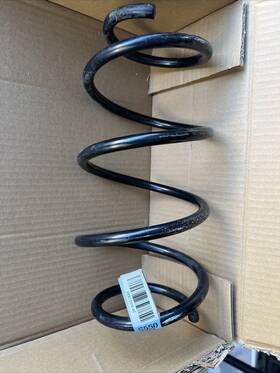 Fr3c-5310-ad Ford Usa Mustang 2016 Front Coil Spring Used