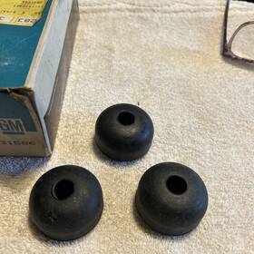 3831586 General Motors Nos 1963-1982 Corvette Rear Leaf Spring Bushing Cushion - P/n Chevy Gm