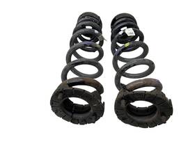 55330g9150 Genesis 2019-2023 G70 2.0l Rear Coil Spring Set X2 15k Miles Oem