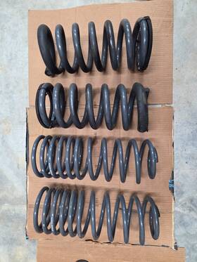 19930016 Hotchkis Performance 1982-1992 Gm F-body Front / Rear 1 Inch Drop Coil Springs