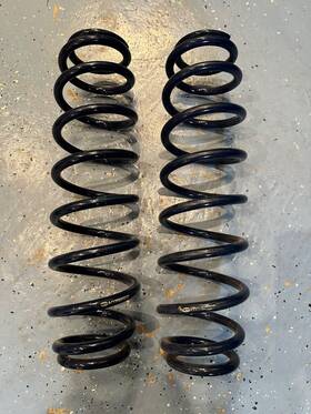 16b0125uht Hyperco Hypercoil - 16 Inch Uht Coil Springs 125 Lb Rate Pair