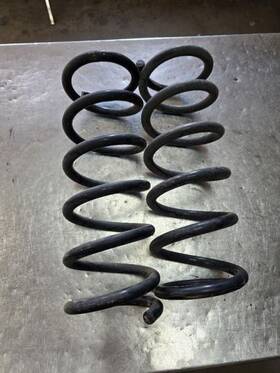 517-60068 Infiniti Air/coil Spring Rear Awd Fits 06-10 M35 599428