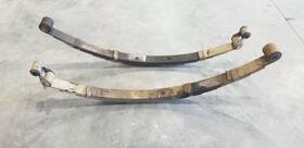 516-00175c Jeep 88 Grand Wagoneer Leaf Spring Front Set Pair 516-00175c Jeep 88 Grand Wagoneer Leaf Spring Front Set Pair