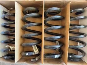 68204955aa Jeep Full Set Oem Suspension Coil Springs Grand Cherokee 2011 - 2021