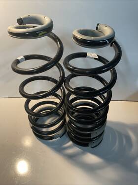 68506210aa Jeep 68506211aa 2020 - 2023 Gladiator / Jt Rear Coil Springs Oem