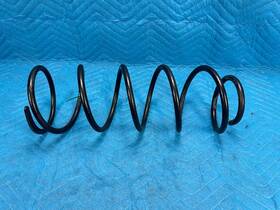 48231-60d31 Lexus Lx570 Rear Suspension Coil Spring Passengers Side 2008-2021 Oem