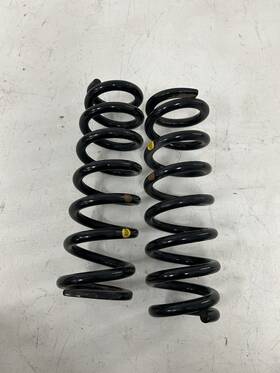 4823124330 Lexus 2015-2024 Rc300 Rc350 Awd Rear Left And Right Side Coil Spring Set Oem