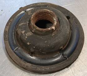 Kd35-28-012 Mazda Bj57-28-012 Cx-5 2015 Oe Rear Spring Upper Mount Seat Left Right Perch 4p