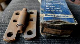 Sk-76 Mcquay-norris Sk76 Early Chevrolet Rear Spring Shackle Kit Free Shipping