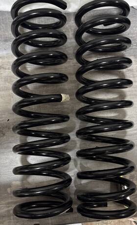 Dv155dh Moog Front Coil Spring Set For 1968-1971 Oldsmobile Cutlass Base 1970 1969