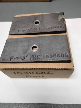 1538606 Mopar Nos Rear Spring Angle Plates 54 Dodge 6cyl. 53-54 8cyl. D52 D53 Sub