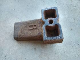52038328 Mopar 97-02 Dodge Ram 1500 2500 3500 Right Rear Leaf Spring Spacer Block
