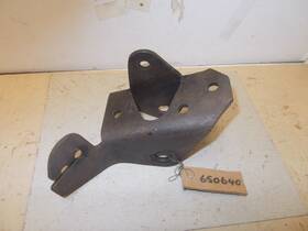 650640 Mopar Nos Rear Spring Front Hanger Lt. 1936 Chrysler C7 C8 Airstream