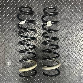 68253662aa Mopar Oem Front Right / Left Coil Spring Set 2018-2025 Jeep Wrangler Jl 4x4