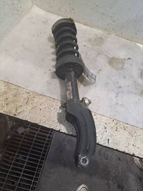 527-51056l Porsche Lh Driver Side Strut 2011 Cayenne Sku#4264781