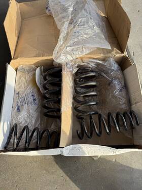 99134353122504 Porsche 911 991 Turbo 2014- 2019 Oem Suspension Coil Spring Set Front And Rear