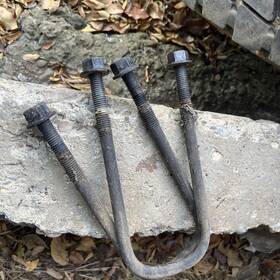 T24108 Racetuning R/t24108 U-bolts For Front Leaf Springs 99.5-04 F250 F350 Excursion 4-wheel Drive 9 Inch Long