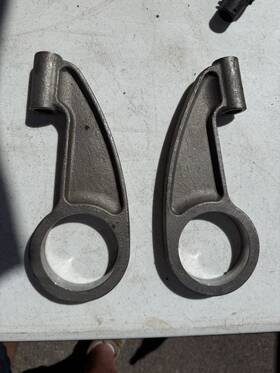 Soc-63201f Roadster Supply Forged Rear End Buggy 2-1/4 Inch Spring Hangers For Hot Rod Company