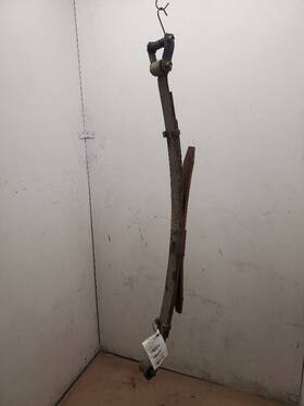48210-04h01 Toyota Tacoma Xtra Cab 4x4 Rear Right Leaf Spring Thru 1/96 95-96