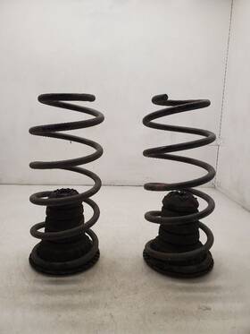 48231-af060 Toyota Sequoia 4x4 Rear Air Coil Spring Pair Lh Rh 01-04 4.7l V8