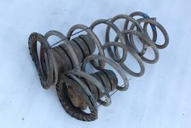 517-59061a Toyota 1992 Land Cruiser Rear Coil Over Springs Pair