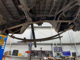 4821004380 Toyota Trucks 05-15 Tacoma 4x2 Ext Cab Rear Leaf Spring Assembly Right Side Oem