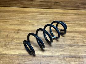 31658708 Volvo 2019-2025 Xc40 T4 Rear Right Or Left Side Coil Spring 30k Miles Oem