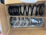 Dodge 2500/3500 Lift Springs New Box Never Installed.. Fixed Price $350.00.