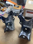 Leaf Spring Rearward Hanger Fit 99 00 01 02 03 04 05 06 07 Ford F250 F350. Fixed Price $25.00.